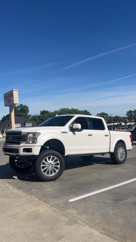 19  F150 Limited - Photo 2