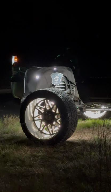 15 Silverado 1500 - Photo 2